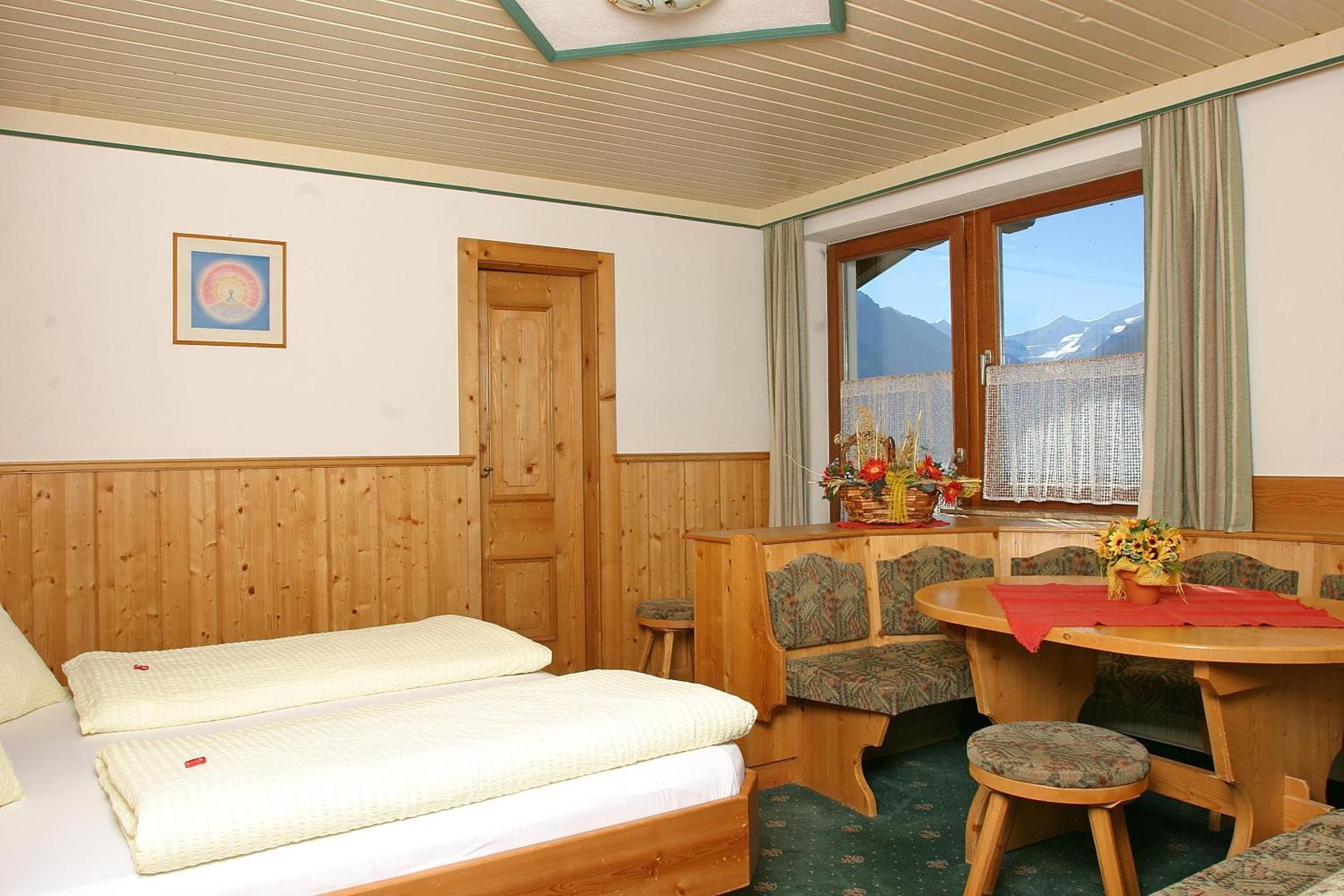 Pension Sonneck Нойкирхен-ам-Гросфенедигер Экстерьер фото